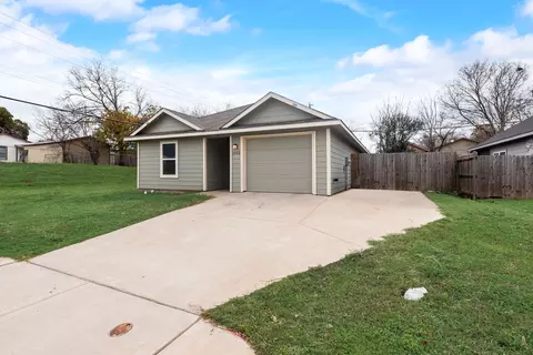 1912 E Myrtle St, Fort Worth, TX 76104