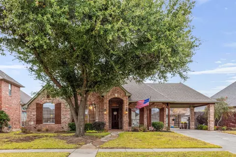 7913 Heatherbrook Dr, North Richland Hills, TX 76182