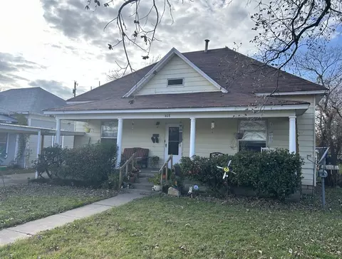 408 S Ave D, Olney, TX 76374