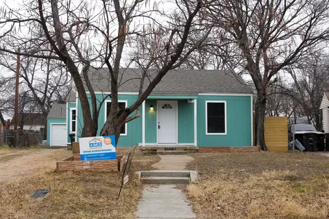 2671 Quinn St, Fort Worth, TX 76105