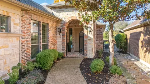 1108 Forest Lake Cir, Mckinney, TX 75072