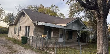 215 S Cockrell Hill Rd, Cockrell Hill, TX 75211