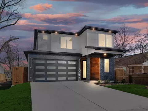 440 Hart St, Dallas, TX 75203