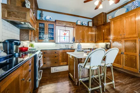 Kitchen - 205 Johnson St, Terrell, TX 75160 photo 2 of 3