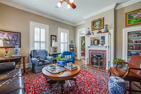 Living - 205 Johnson St, Terrell, TX 75160 photo 2 of 3