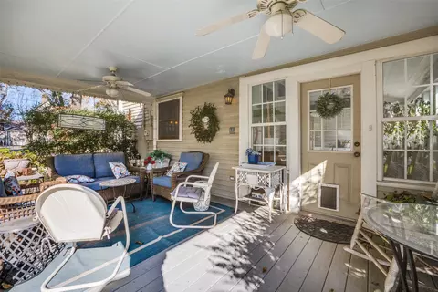 Exterior - 205 Johnson St, Terrell, TX 75160 photo 7 of 9