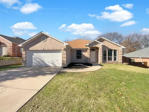 2230 Summer Brook Dr, Weatherford, TX 76087
