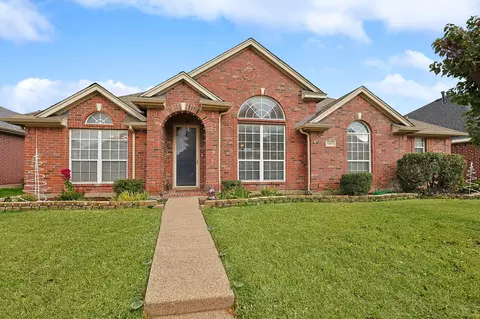 6303 Day Spring Dr, The Colony, TX 75056