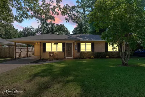 4217 Helene St, Bossier City, LA 71112