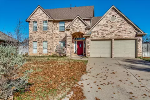 2103 Pinwood Cir, Arlington, TX 76001