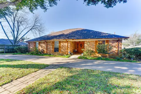 1048 Mill Run Rd, Athens, TX 75751