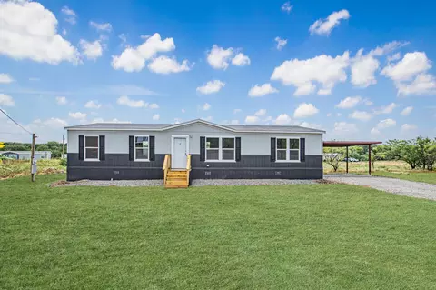 111 Princess Ct, Bridgeport, TX 76426