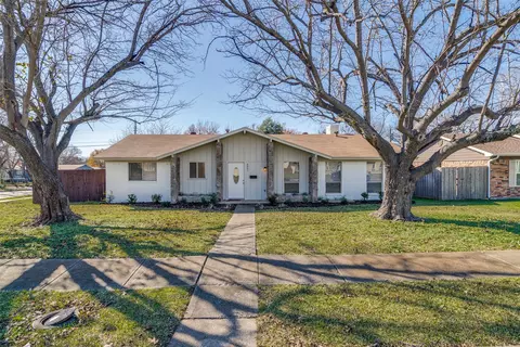 4801 Stallcup Dr, Mesquite, TX 75150