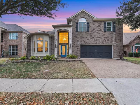 816 Royal Crest Ct, Mckinney, TX 75072