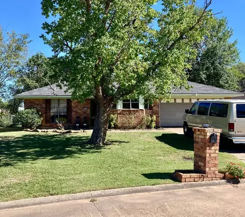 2628 Palmetto Dr, Bossier City, LA 71111