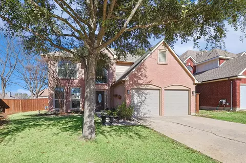 2004 Robin Ln, Flower Mound, TX 75028