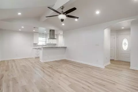 633 Windsor Dr, Everman, TX 76140 photo 8