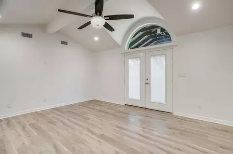 633 Windsor Dr, Everman, TX 76140 photo 10