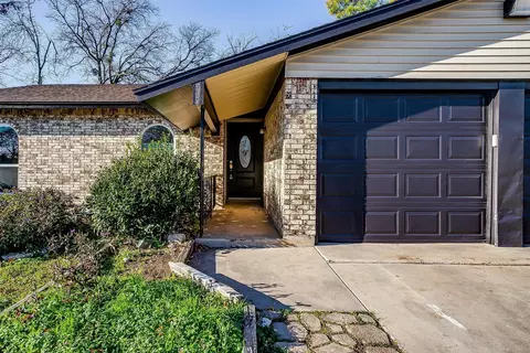 633 Windsor Dr, Everman, TX 76140 photo 5