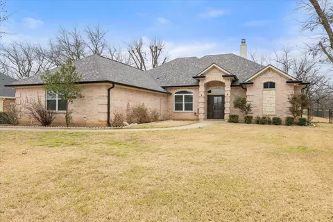 7207 Westover Dr, Granbury, TX 76049