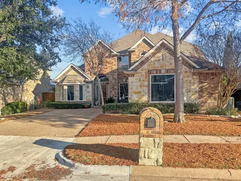 9024 Bottlebrush Ln, Irving, TX 75063
