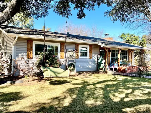 1117 Oakland Dr, Brownwood, TX 76801