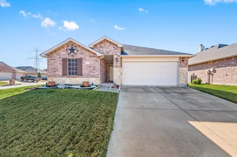 820 Bastrop Dr, Arlington, TX 76002