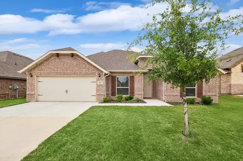 1215 Blanco Trl, Mansfield, TX 76063