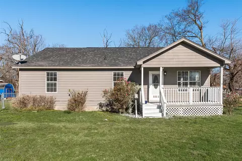 107 Laroe St, Terrell, TX 75160