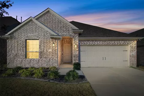 4729 Tanglewood Dr, Haltom City, TX 76137