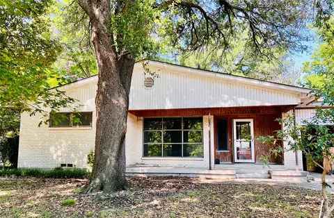 1721 Cooper Dr, Irving, TX 75061