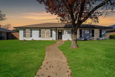 801 Rivercrest Blvd, Allen, TX 75002