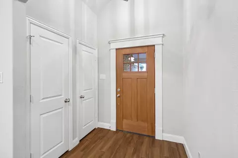 924 Sam St, Springtown, TX 76082 photo 2