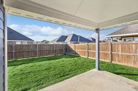 924 Sam St, Springtown, TX 76082 photo 28