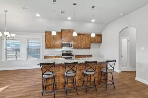 924 Sam St, Springtown, TX 76082 photo 7