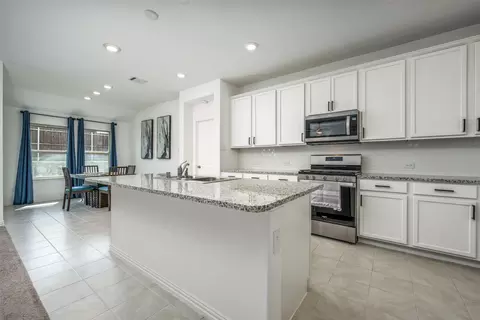 Kitchen - 5124 Unity Dr, Denton, TX 76207 photo 1 of 3