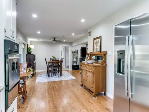 602 Clebud Dr, Euless, TX 76040 photo 11