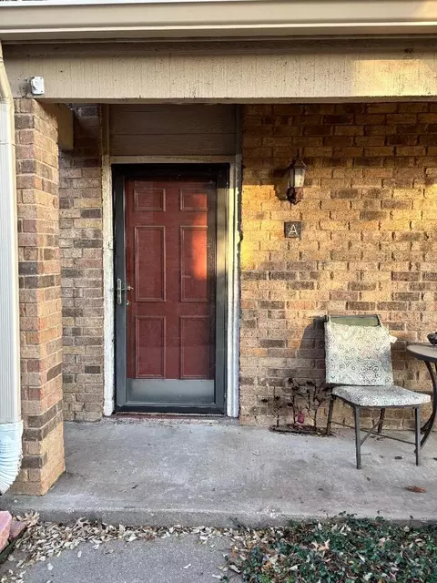 1105 Bert Dr #A, Arlington, TX 76012