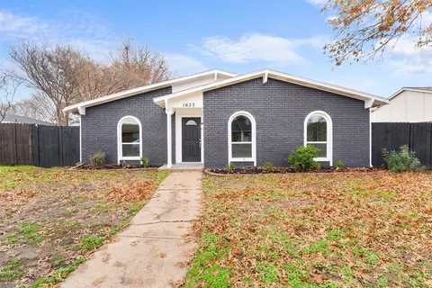 1622 Coffeyville Trl, Grand Prairie, TX 75052