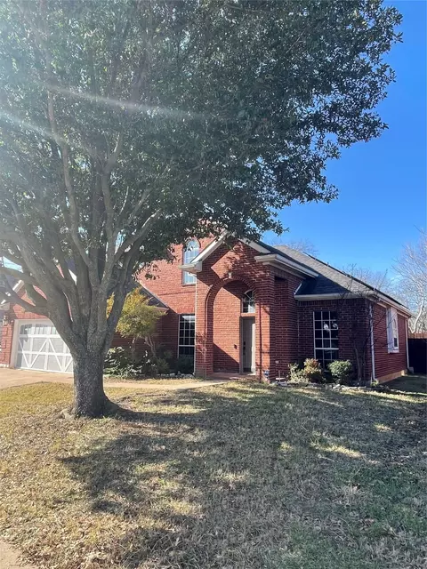 7022 Echo Lake Ct, Arlington, TX 76001