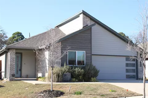 2104 Tawny Dr, Denton, TX 76205