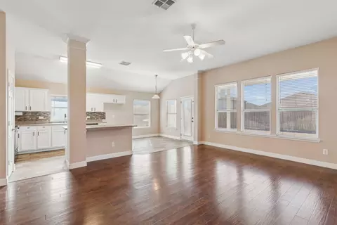 127 Hazelnut Trl, Forney, TX 75126