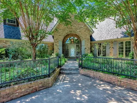 724 E Texas Rd, Lufkin, TX 75901 photo 5