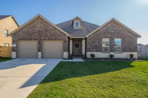 227 Hackney St, Waxahachie, TX 75165