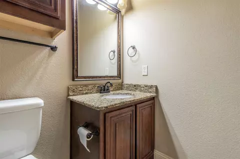 3011 Starlight Ct, Euless, TX 76039 photo 28