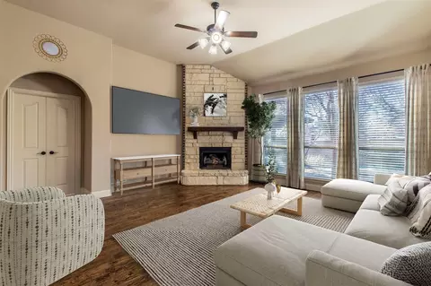3011 Starlight Ct, Euless, TX 76039 photo 31