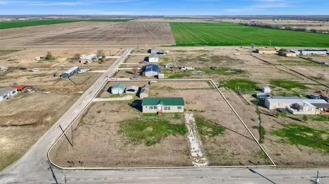 125 Terri Dr, Collinsville, TX 76233