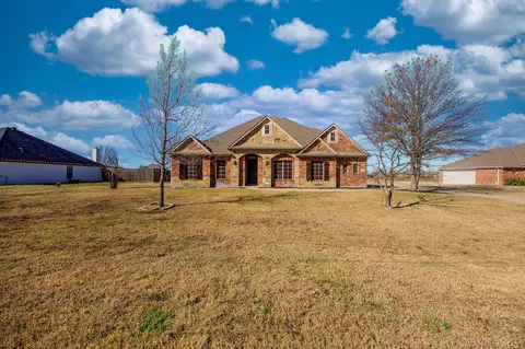 5476 Tree Grace Ln, Kaufman, TX 75142