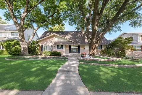 9629 Queenswood Ln, Dallas, TX 75238
