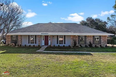 408 Edgemont Dr, Bossier City, LA 71111